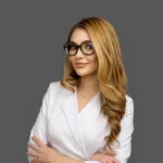 Врач-косметолог, дерматовенеролог, трихолог. Заведующий отделением косметологии многопрофильной клиники им. Н.И. Пирогова